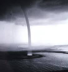 Possible water spout throws boat into caloosahatchee during elsa. Higgins Storm Chasing What Are Waterspouts