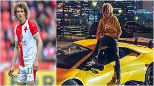 8,736 likes · 127 talking about this. Exslavista Kral Si V Rusku Zije Jako Car Povidal Si S Youtuberkou Za Jizdy Ve Svem Lamborghini Expres Cz