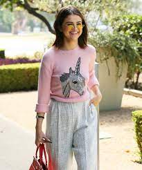 Home celebrity hairstyles new selena gomez short hair. Selena Gomez New Long Hair Is Big Change From Short Bob