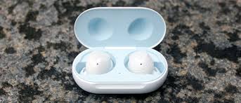 Scopri ricette, idee per la casa, consigli di stile e altre idee da provare. Galaxy Buds Pro Uk Price Hands On Samsung Galaxy Buds Pro Review Techradar Here S Everything You Need To Know About The Galaxy Buds Pro And Smarttags Kumpulan Alamat Grapari