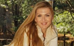 Pronunciation of martina formanová with and more for martina formanová. Martina Formanova I V Americe Se Deje Spousta Nestoudnosti Krajske Listy Cz