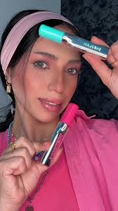 الفرق بين ماسكرا شيجلام الخضراء والبيضه