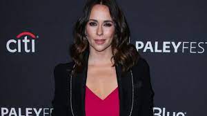 Hewitt began her acting career as a child by appearing in television commercials and the disney channel series kids incorporated. Jennifer Love Hewitt Erschreckende Enthullung Uber Die Film Branche