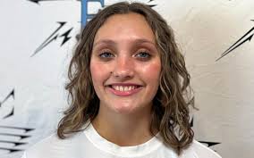 East's Swanson, Riley sign with colleges