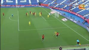 Se comenzará a jugar a las 20.45 hora española, si se decide finalmente jugar en ese campo. 4 0 Victoria Absoluta De Espana Ante Lituania