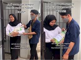 Kalimat diatas sudah sering kita dengar dalam berbagai situasi. Cewek Ini Minta Hadiah Beras Usai Seminar Proposal Netizen Bermanfaat Untuk Anak Kost Indozone Id