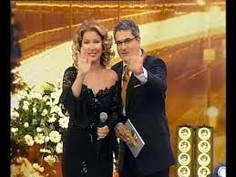 Seda sayan'ın magazin dünyasını sallayan tecavüz iddialarına mehmet ali erbil yanıt verdi. Mehmet Ali Erbil Beyaz Ve Seda Sayan Carkifelek Te Samata Dolu 2002 Youtube