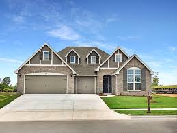 Simmons Homes Dawson Plan Classic Elevation Tulsa New Home Builder Home Builders Custom Home Builders New Home Builders