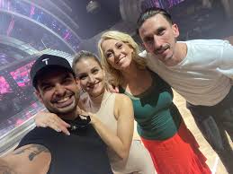 We did not find results for: Horvath Tamas Felesege Feltekeny Az Enekes Tancpartnerere Habostorta Hu