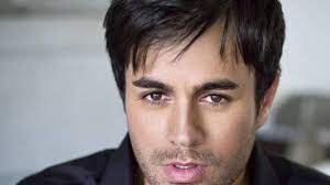 Parabens Enrique Iglesias Veja As 10 Conquistas Da Carreira Do Cantor Vagalume
