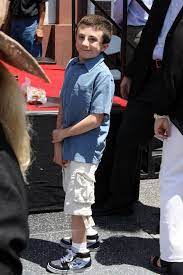 Atticus Atticus Shaffer The Middle Tv Show Charlie Mcdermott