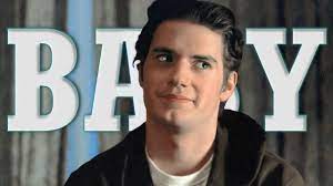 Henry's father, colin richard cavill, a stockbroker, is of english origin (born in chester, england). Henry Cavill Baby I Like Your Style Young Cavill Youtube