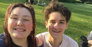 Leah Whiting's Instagram, Twitter & Facebook