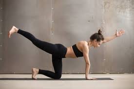 Aug 24, 2020 · routines such as yoga and pilates can improve strength, balance, and flexibility in people with osteoporosis. á…á… Pilates Ubungen Fur Anfanger Noch Heute Fit Mit Pilates Videos