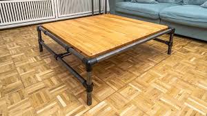 Hier eine übersicht weiterer unserer bauanleitungen, diy ideen, videoanleitungen, ratgeber, how to, do it yourself tipps & tricks, bilder, ideen und inspirationen um palettenmöbel einfach selber bauen zu können. Bauanleitung Diy Couchtisch Im Industrial Design