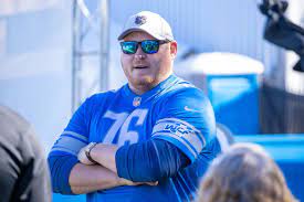 Detroit Lions Add T J Lang As Nfl Sideline Reporter Sports Illustrated Detroit Lions News Analysis And More