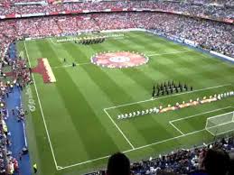 Samuel eto of inter milan with his winners medaluefa chions league final. Inter Bayern Monaco Finale Champions Madrid 2010 Spettacolo Iniziale Youtube