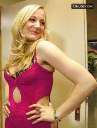 Janine Kunze Nude And Sexy Photos Collection - AZNude HD phone wallpaper