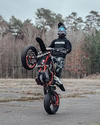 Free Wheelie Car And Motorcycle Design Supermoto Motorcross Bike