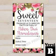 Oleh karena itu, dalam artikel ini kami akan memberi ide desain kartu undangan ulang tahun yang bisa menjadi inspirasi kalian dalam membuatnya. Jual Kartu Undangan Ulang Tahun Sweet Seventeen Kota Surakarta Clover Print Art Tokopedia