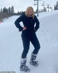 Ре́бел ме́лани эли́забет уи́лсон (англ. Rebel Wilson Shows Off Dramatic Weight Loss While Skiing In Aspen Daily Mail Online