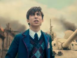 Y si no te gusta el tipo de one shots que estás leyendo, por que tienes otra cosa en mente, ¡solamente pídemelo y con gusto te lo hago! The Umbrella Academy Season 1 Trailers And Clips At Metacritic Com Metacritic