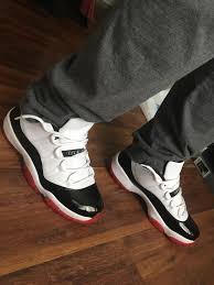 The famous black and white jordan 11 worn by michael jordan in 1995 and 1996 needs no introduction, but this latest edition does feature some details not seen on previous concord retro. Jordan 11 Low Concord Bred Sneakers