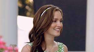 Aura friedman explains how she turned leighton meester into a platinum blonde. Leighton Meester Dyes Hair Brunette Again Teen Vogue