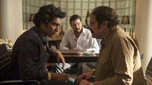 Everyone's new favorite latino dreamboat, tenoch huerta, answers our quirky questionnaire and ends up having to mold an oscar statue from clay.subscribe! Quien Es Quien En Narcos Mexico Los Actores Frente A Los Personajes Reales Television