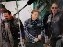 Before kurt sutter went on to create sons of anarchy, the television writer/producer helped get the shield off the ground. First Look At Sons Of Anarchy Filming Season 7 On Location Vacations