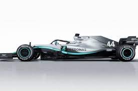 Saison écurie grand prix pole classement points gp p. Photos La Mercedes F1 W10 Eq Power La Formule 1 De L Equipe Pour La Saison 2019 A Ete Revelee La Livree Evolue Mercedes Amg Mercedes Amg F1 Amg