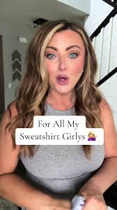 The Softest Cozy Sweatshirt!! @MelissaresShop #sweatshirt #usa #fyp  #fitcheck #tiktokshop #outfit #outfitinspo #ootd #fashiontiktok