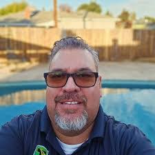 Edward Gabert's Instagram, Twitter & Facebook