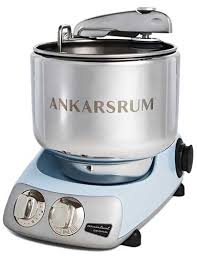 I think that if you're willing to spend a bit more on a stand mixer for bread, then this cuisinart model might be worth it. The Best Stand Mixers Of 2020 A Foodal Buying Guide