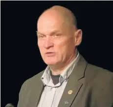 Kenneth Max överst på listan