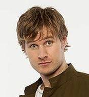 The Top 12 Hottest Comedians Who Could Be The Future Stars of FM Radio