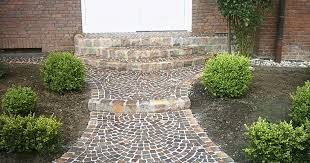 Zu unseren leistungen im bereich naturstein und pflasterarbeiten gehören Pflasterarbeiten Marco Upmann Garten Und Landschaftsbau Dulmen