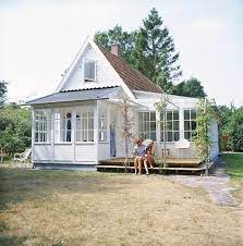 Small Perfect Cottage Cottage House Exterior Small Cottage Homes Cottage House Plans