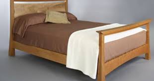 Pin By Charlie Jadan Jr On Higaan Bed Design Bed Furniture