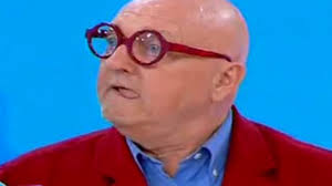 There are many variants of the name of the dish, including pommes de terre dauphinoise, potatoes à la dauphinoise and gratin de pommes à. Gratin Dauphinois Jean Pierre Coffe Video Sarthe Jean Pierre Coffe Visite Un Elevage De Oeufs Gratinees A La Bechamel