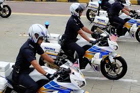 Polis diraja malaysia (pdrm) harus memperkasakan keupayaan anggota dalam menguasai perundangan negara kata tan sri. Mcmc Pdrm Denies Claims Of Fines Being Imposed On Road Users The Edge Markets
