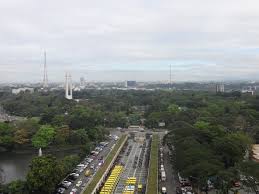 The metropolis is the philippines' center of commerce, education, and entertainment. Quezon Memorial Circle Wikiwand