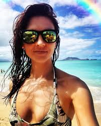 NationalSelfieDay #FirstDayOfSummer and #FBF. Could I be any more of a  #millennial? ☀️👙💦🏝