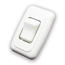Amazon Com American Technology Components Single Spst On Off Switch With Bezel 12 Volt For Rv Trailer Camper White Automotive