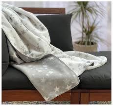 Die zweiseitige decke von babylux ist der perfekte begleiter für ihr baby. Wende Kuscheldecke Baumwolle Sterne Grau Weiss Kaufland De