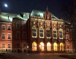 The global overall ranking, the subject rankings, which name the world's top universities for the study of 51 different subjects and five composite faculty areas, as well as five independent regional tables, namely asia, latin america, emerging europe a. Jagiellonian University Among The Most Innovative Universities In Europe Poland Pl