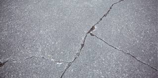If you're a diy (do it yourself) kind of homeowner, you've come to the right place! Driveway Repairs And Sealcoating In Kissimmee Fl Kissimee Paving Pros Asphalt Paving Contractor Fl Driveways And Parking Lots