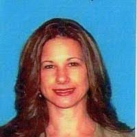 Elaine Rizzo's Instagram, Twitter & Facebook