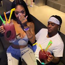 Summer walker album cover over it. Summer Walker S Over It Breaks Beyonce S Record For Biggest Streaming Week Urban Islandz
