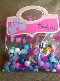 18th Birthday Goodie Bag Ideas Treat Bags I Made For Megan S Party Www Facebook Com Thequeenbeechic Com Https Www Djs Durban With Images 18th Birthday Party 18th Birthday